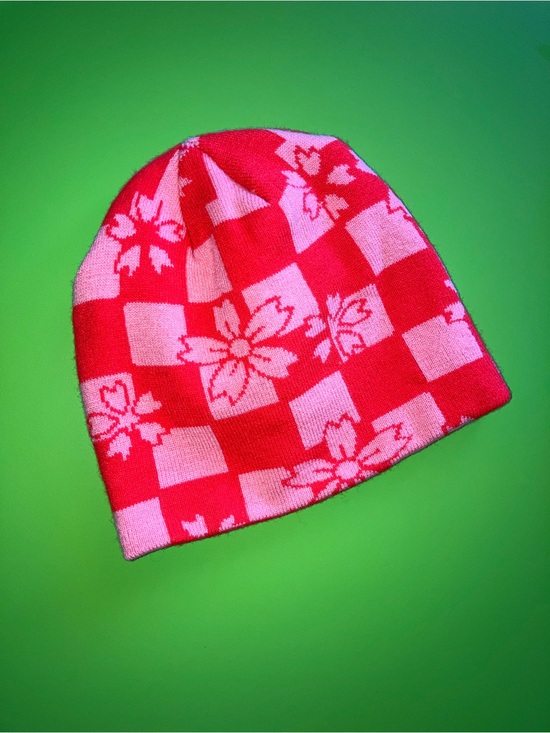 b.Eautiful Sakura Checker Beanie – Red | One Size | Like New